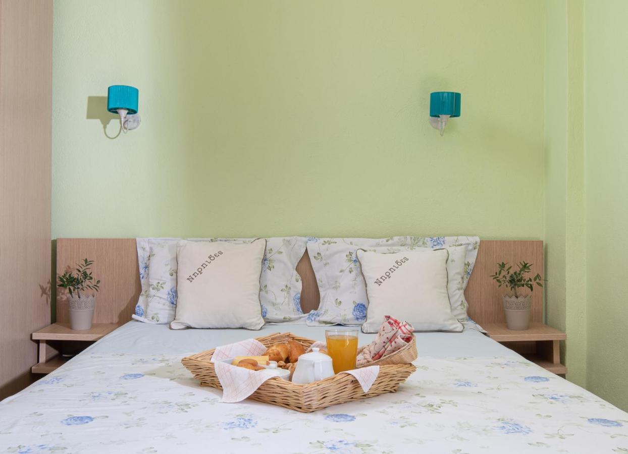 Hotel Niriides à Porto Koufo Extérieur photo