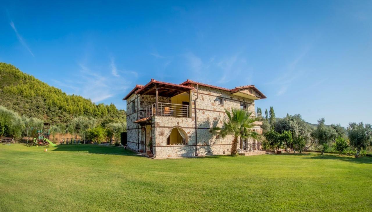 Hotel Niriides à Porto Koufo Extérieur photo